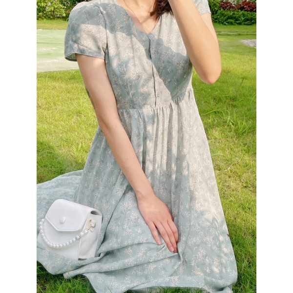 The19club - Váy voan hoa Lisa