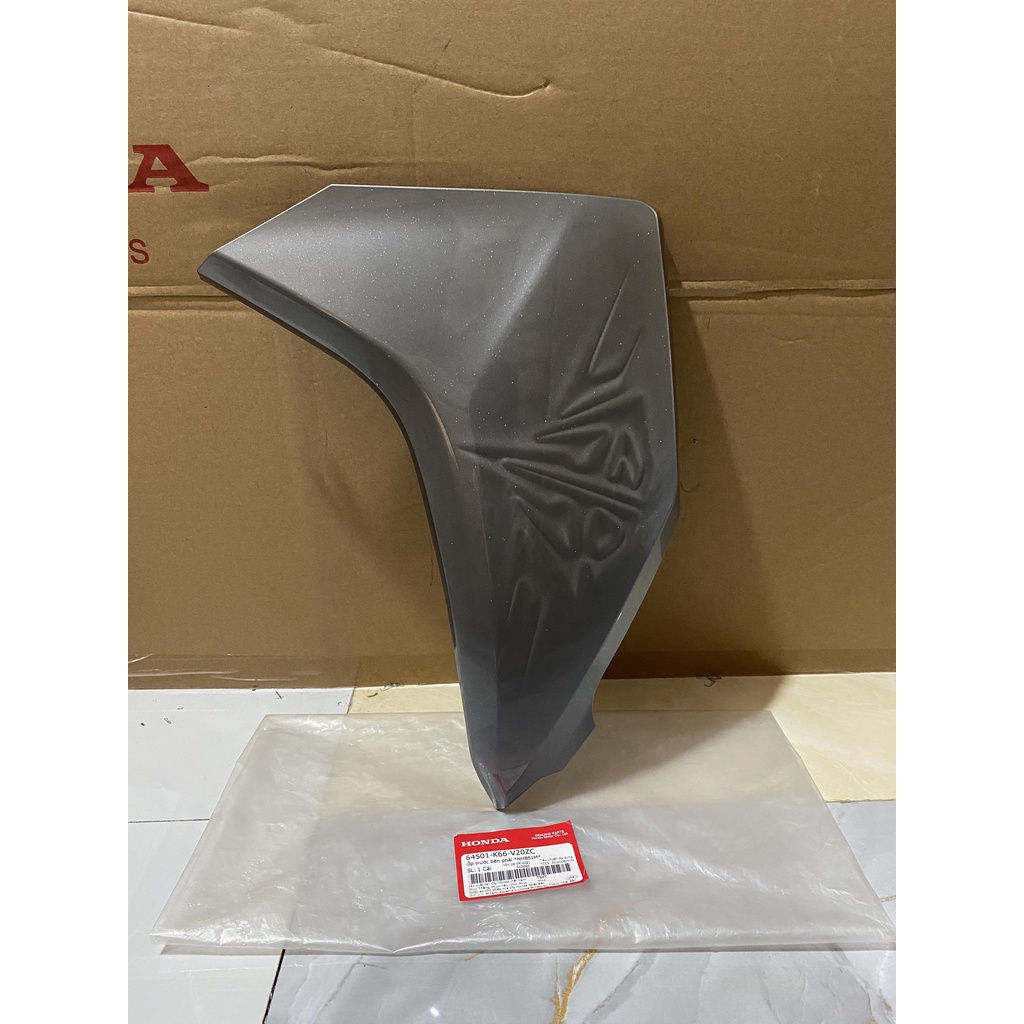 Cánh yếm bên phải - bửng yếm HONDA AIR BLADE 125 năm 2015-2016 màu Xám bạc. *NHB51M* 64501K66V20ZC