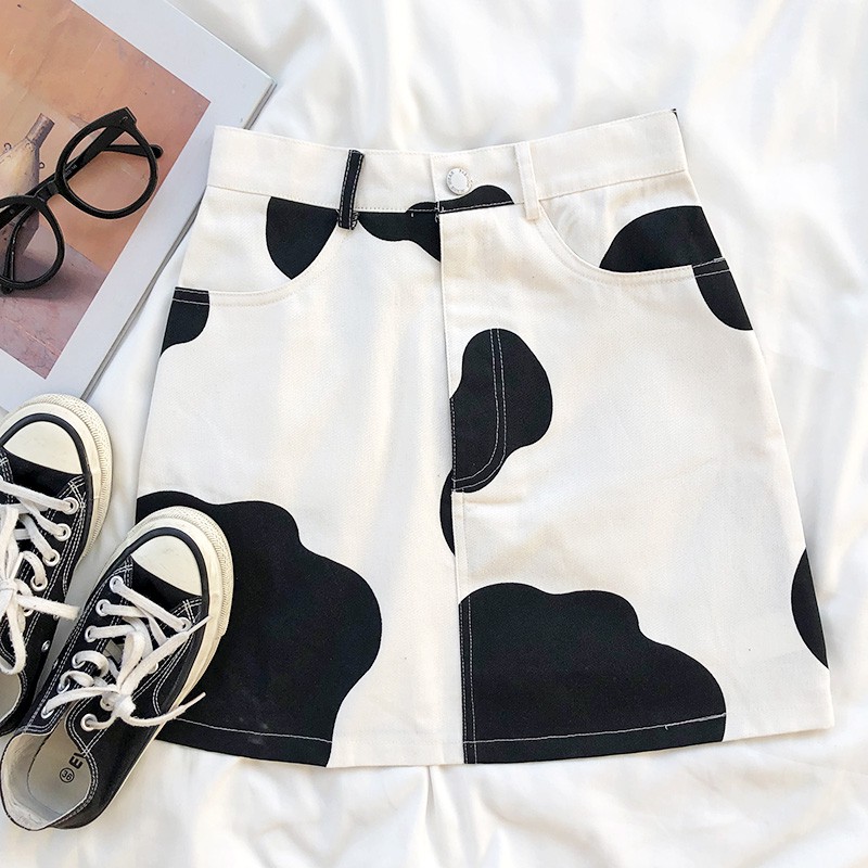 Chân váy bò sữa