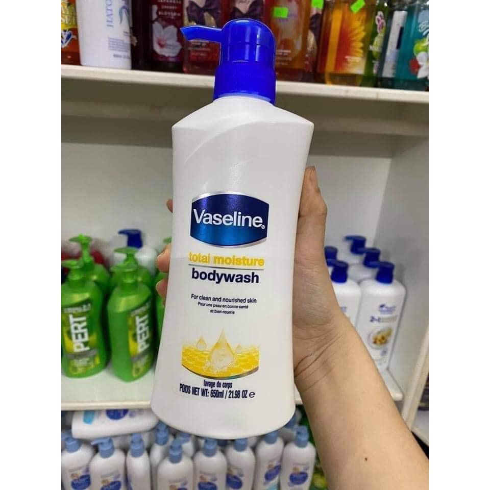 Sữa Tắm Dưỡng Ẩm Cho Làn Da Khô Vaseline Total Moisture Body Wash 650ml