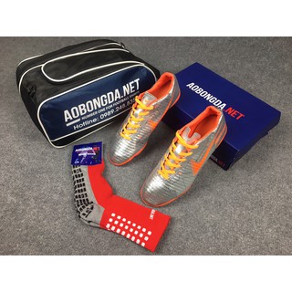 giày bóng đá sân nhân tạo CR7