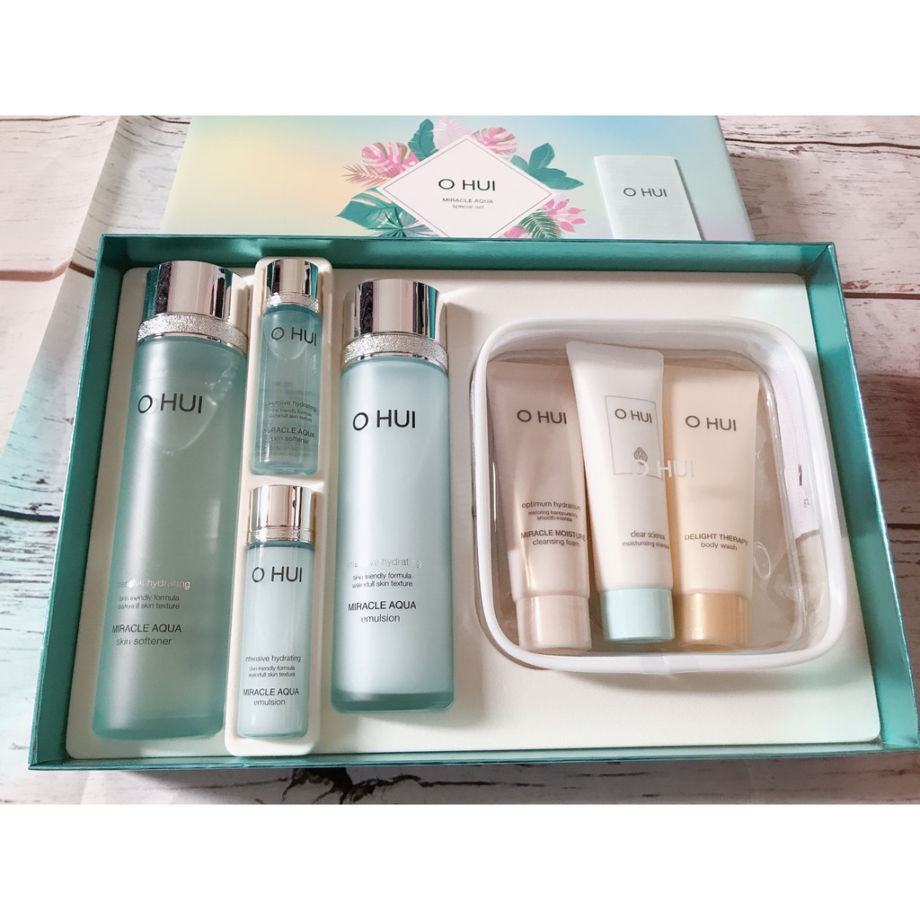 Bộ dưỡng da cấp ẩm Ohui Ohui Miracle Aqua special