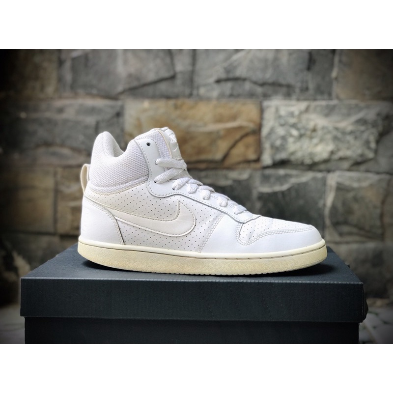 Giày Nike Court Borough Mid -size 37,5
