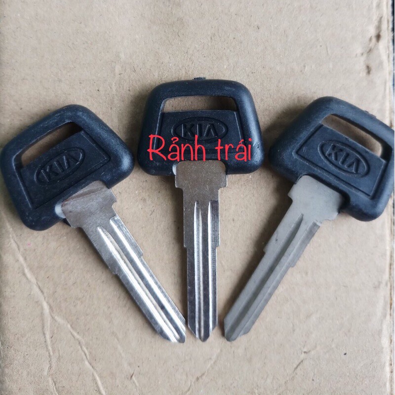 Phôi chìa khoá xe KIA ( rảnh trái , combo 3 chia )