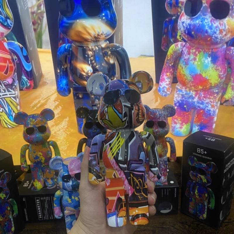 Loa Bluetooth B5+ Hình Gấu Bearbrick Kaws 2022, Âm Thanh Sống Động