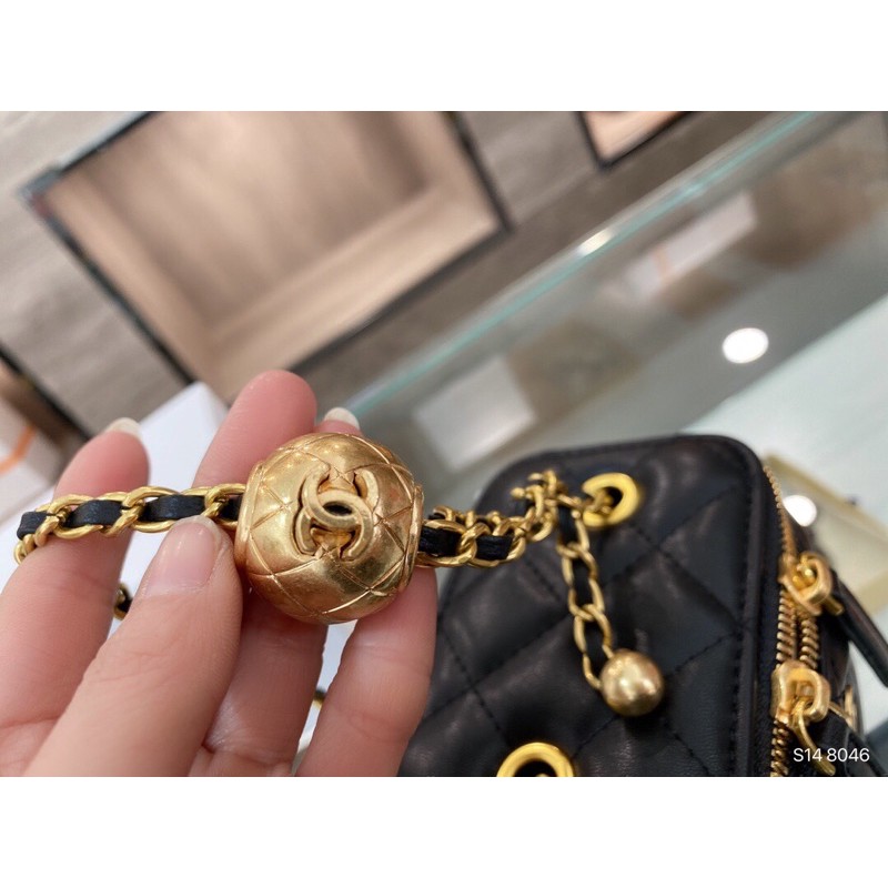 Túi dáng hộp, túi đeo chéo Gucci GG GC da thật cao cấp