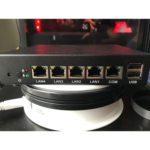 Router pfsense 4 cổng LAN, Chíp J1800 xung nhịp 2.4Ghz siêu nhỏ gọn