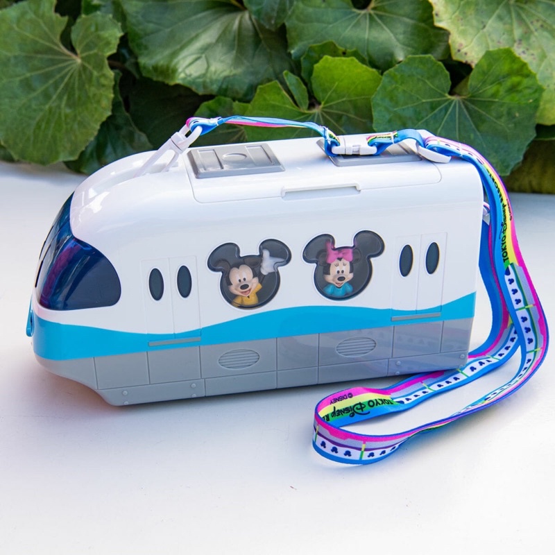 Xe Disney có quai đeo với hình ảnh Mickey và Donald