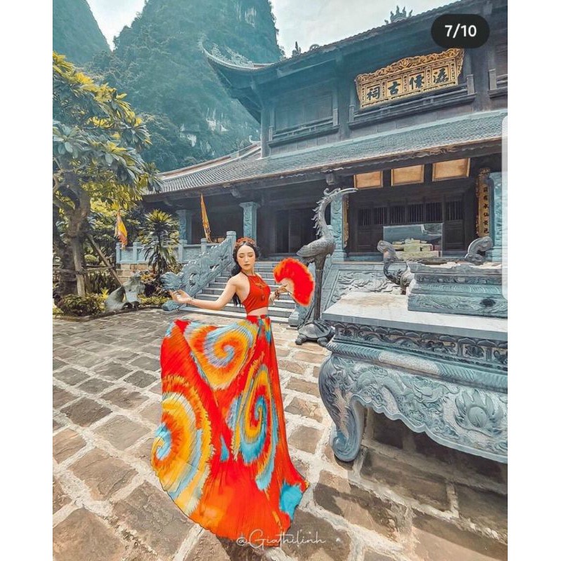 Đầm maxi đi biển họa tiết thổ cẩm hình xoắn ốc , chân váy dập ly ,rực rỡ, sexy, say đắm mọi ánh nhìn AU