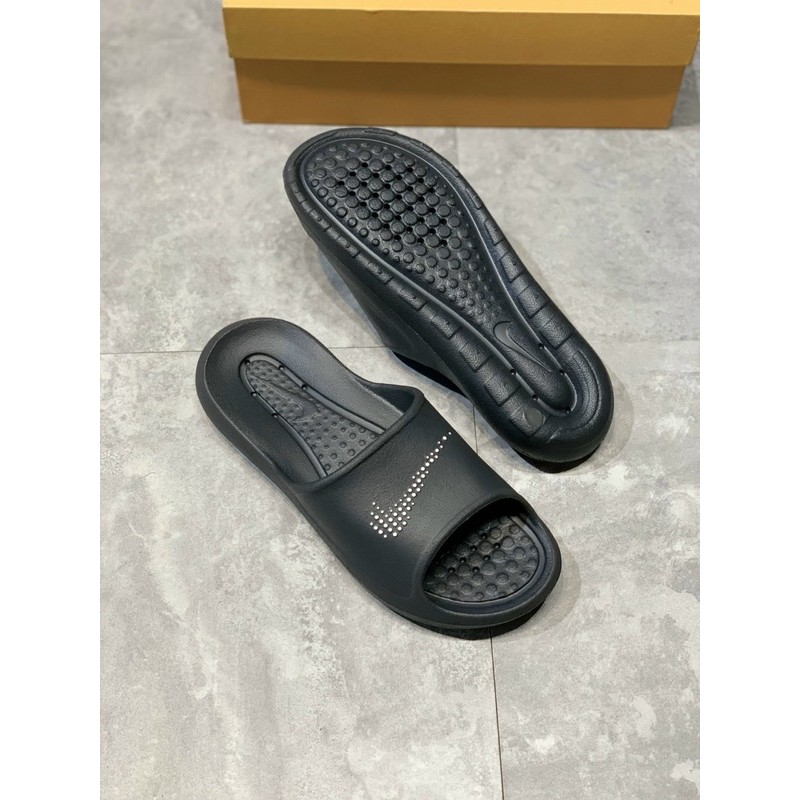 Dép lê nam đúc n i k e