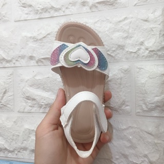 Combo Sandal trái tim cho bé