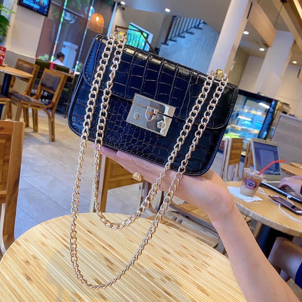 [Ảnh thật] Túi xách nữ đeo chéo dây xích dáng hộp size 18  QUEEN BAG  Túi đi chơi siêu xinh Hottrend 2021