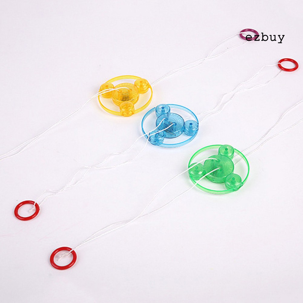 Đồ Chơi Đĩa Bay Nhựa Có Đèn Led Dành Cho Bé