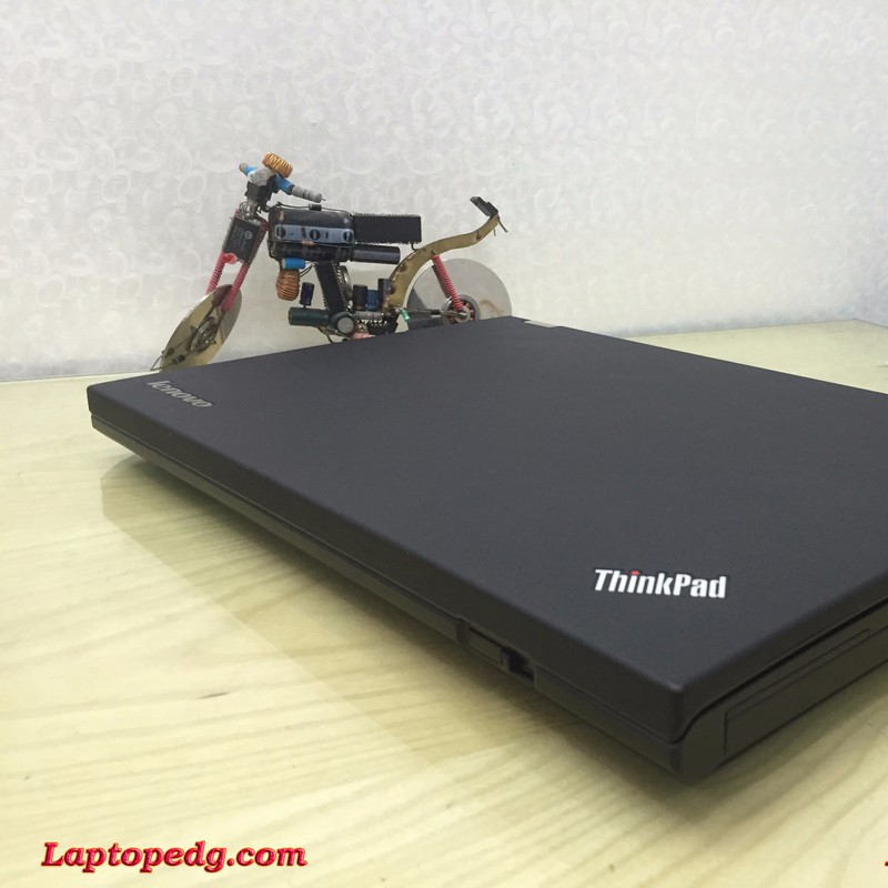 Laptop Lenovo Thinkpad T430 bền  bỉ chắc chắn