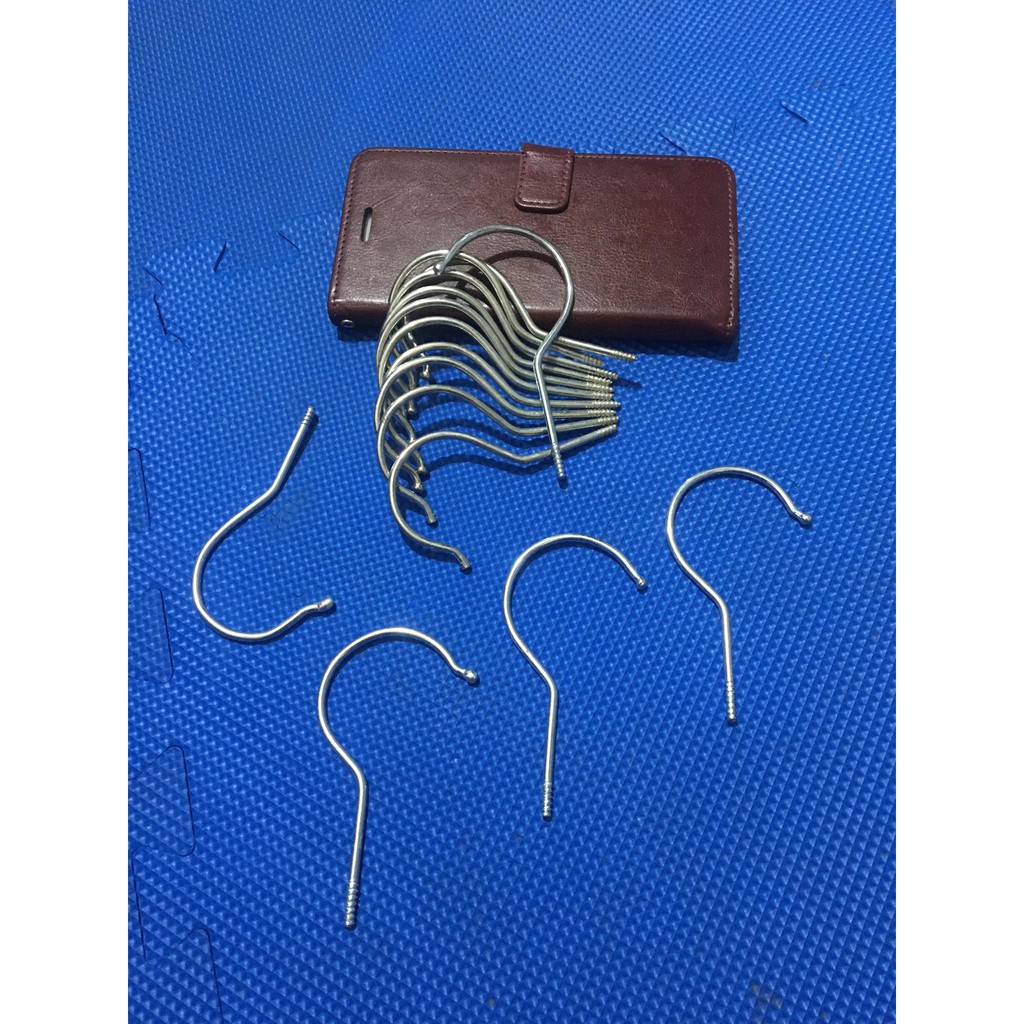 Kẹp nhựa đen móc treo 30 chiếc =110k