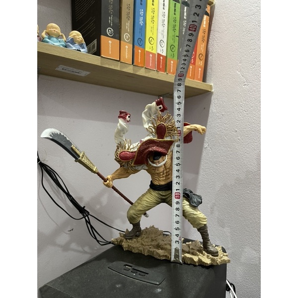 Mô hình Edward Newgate  - OnePiece
