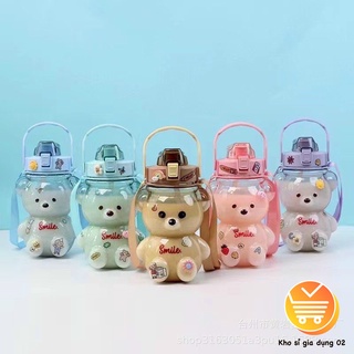 Bình nước trong suốt hình gấu cho bé 1100ml siêu đáng yêu có dây đeo kèm ống hút tặng ticker