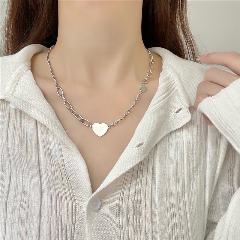Vòng cổ Bằng Kim Loại Màu Bạc Hình Trái Tim Phong Cách Retro Hàn Quốc