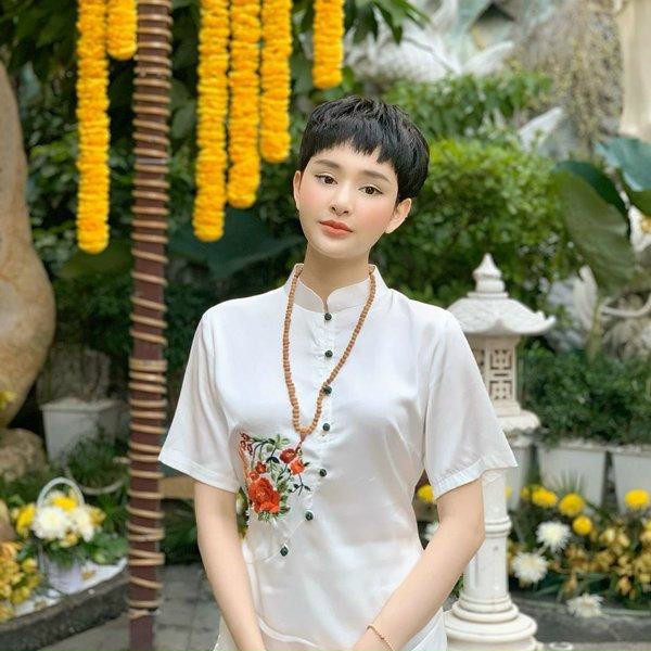 ĐỒ ĐI CHÙA NỮ ( THÊU HÒA THỦ CÔNG SIÊU ĐẸP SJ 02) CÓ SIZE 75KG ĐỔ LẠI