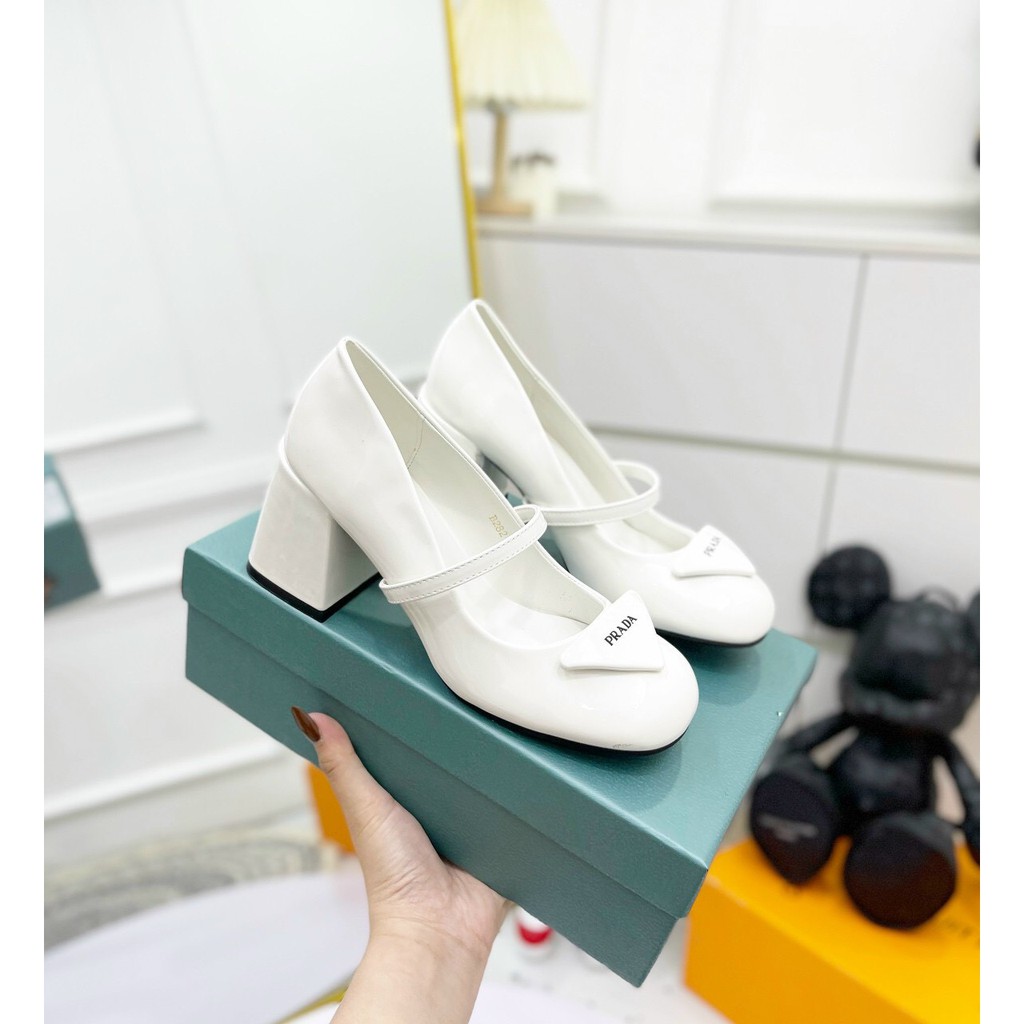 Giầy Mũi Tròn Gót Trụ Da Bóng Hai Màu đen trắng MM fullbox