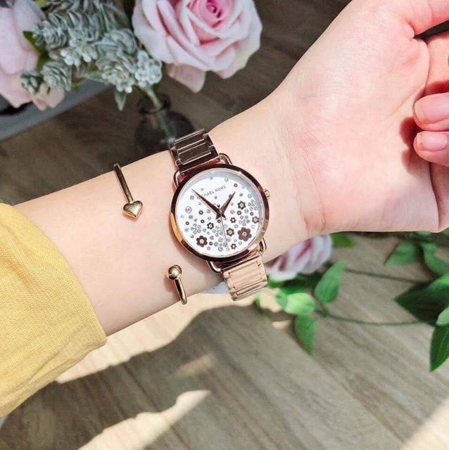 Đồng hồ nữ hiệu Michael Kors