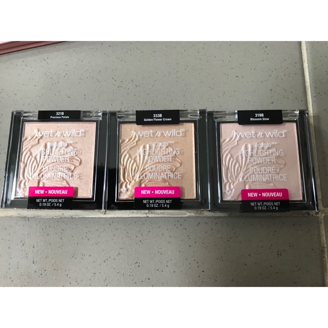 ✨Phấn bắt sáng Wet n Wild✨