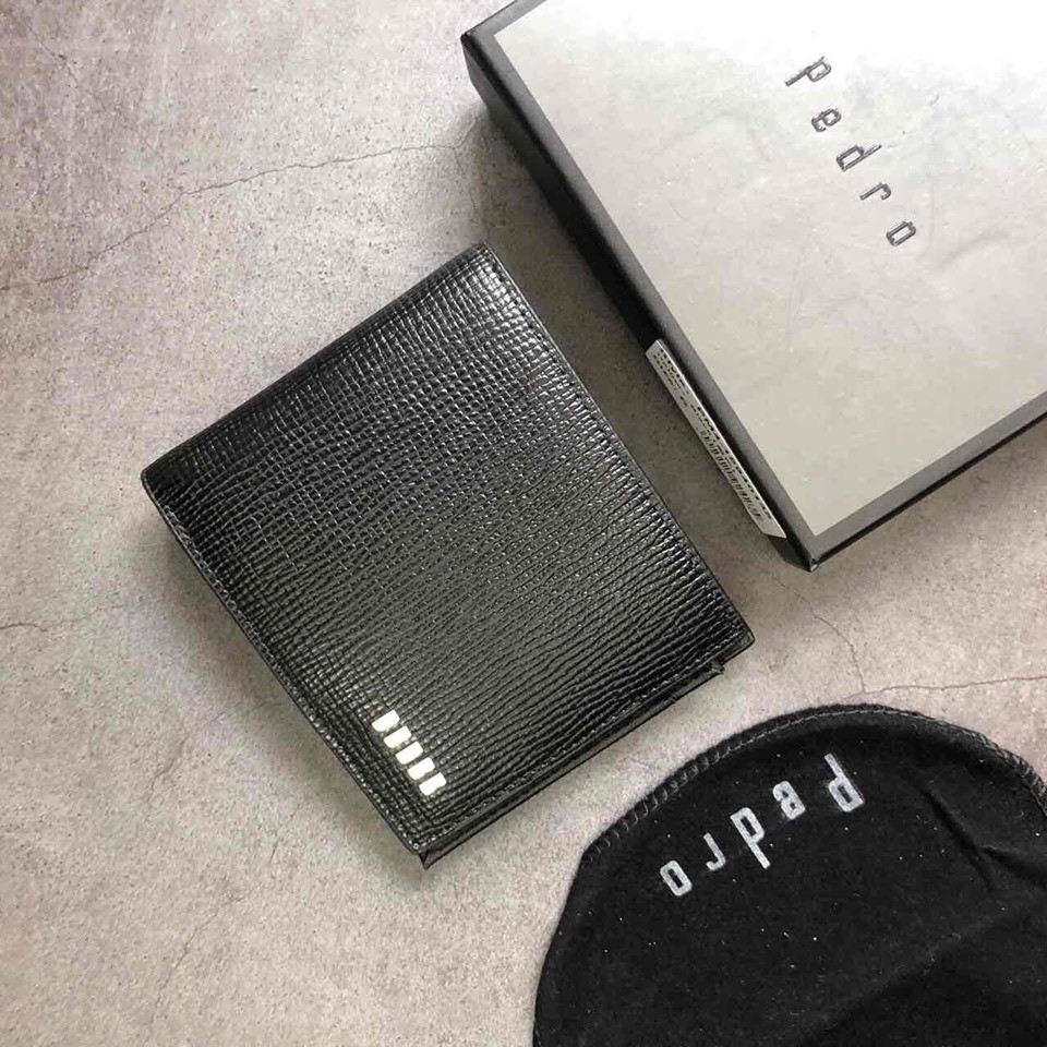 Ví nam ngắn Pedro chữ góc