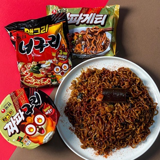 Mì gà cay Samyang đủ vị