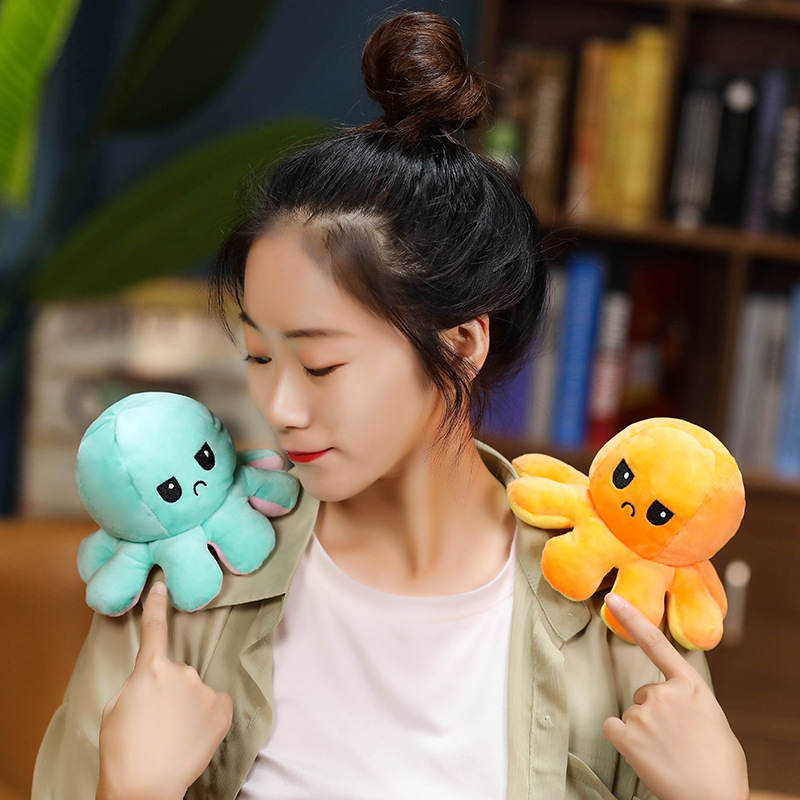 Thú Nhồi Bông Hình Bạch Tuộc Hai Mặt Lật Xinh Xắn