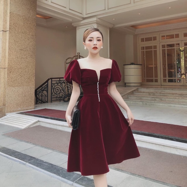 Xả hàng-Đầm xoè nhung kết chuổi