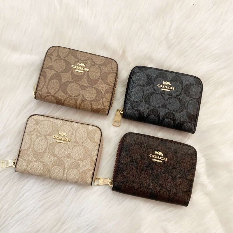 Ví mini nhỏ gọn coach