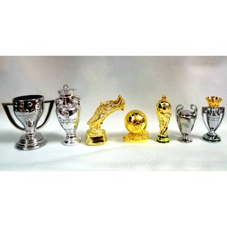 Mô hình cup bóng đá kim loại đặc