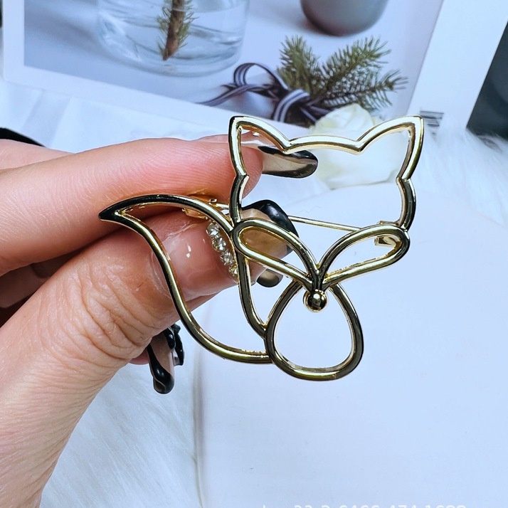 Trâm Cài Áo Hình Con Cáo Thời Trang Cho Nữ