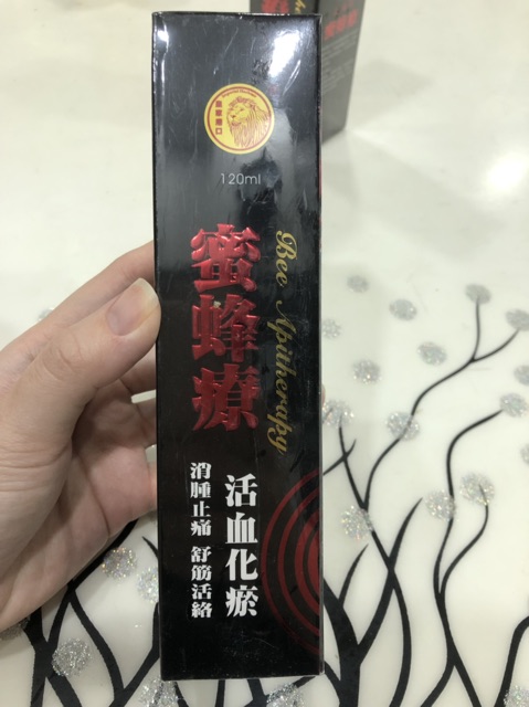 Dầu nọc ong xách tay Singapore