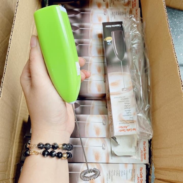 Máy đánh trứng, tạo cà phê bọt biển