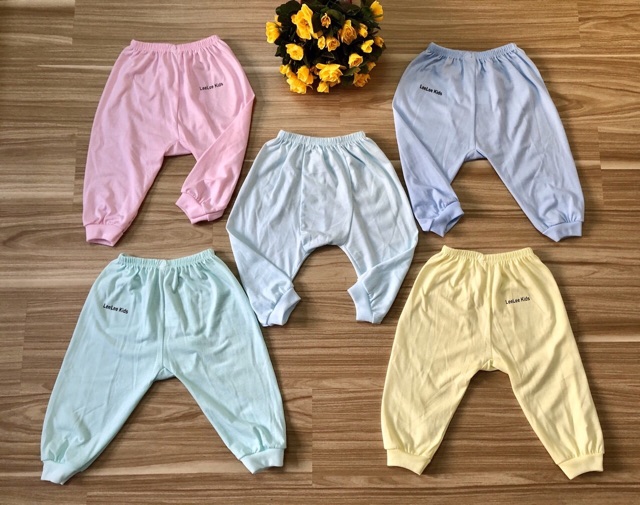 Bộ dài tay cotton sơ sinh khuy lệch, quần đáp đũng