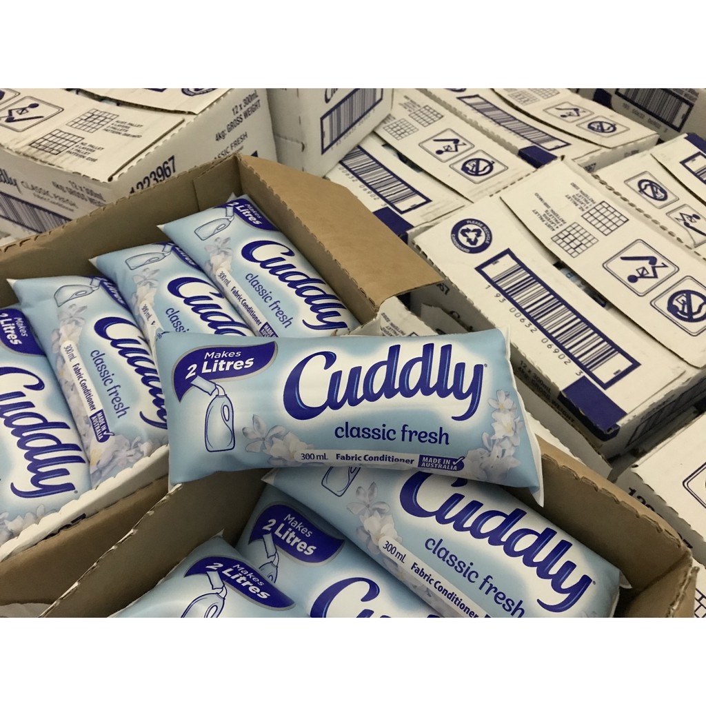 Nước Xả Vải Đậm Đặc Cuddly Úc Bịch 300ml