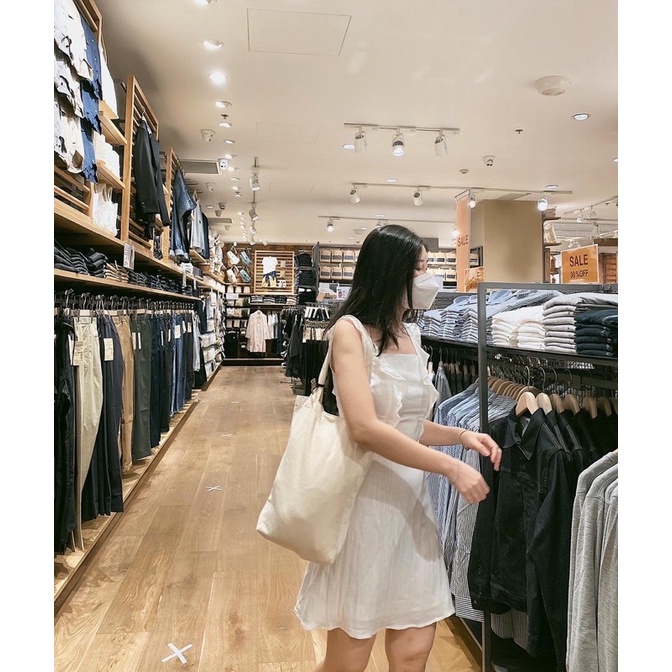 Đầm vải cotton trắng Ruchan