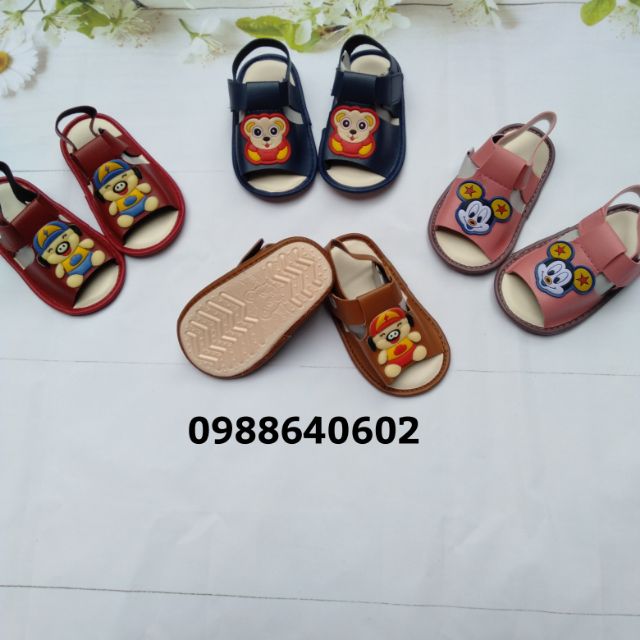 Dép tập đi cho bé
