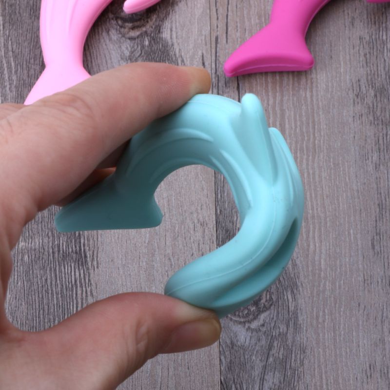 Núm Vú Giả Ngậm Mọc Răng Hình Cá Heo Hoạt Hình Bằng Silicon Không BPA Cho Bé Sơ Sinh