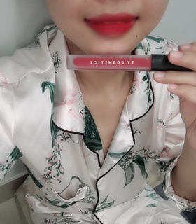 Son kem lỳ