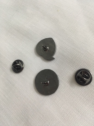 Pin cài áo trái cây