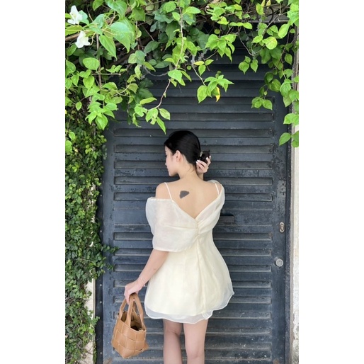 SET ÁO NƠ   + QUẦN SHORT TRẮNG