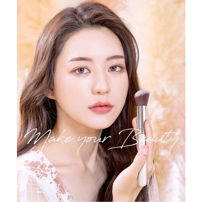 Set cọ trang điểm BUTIQLAB 10 cây