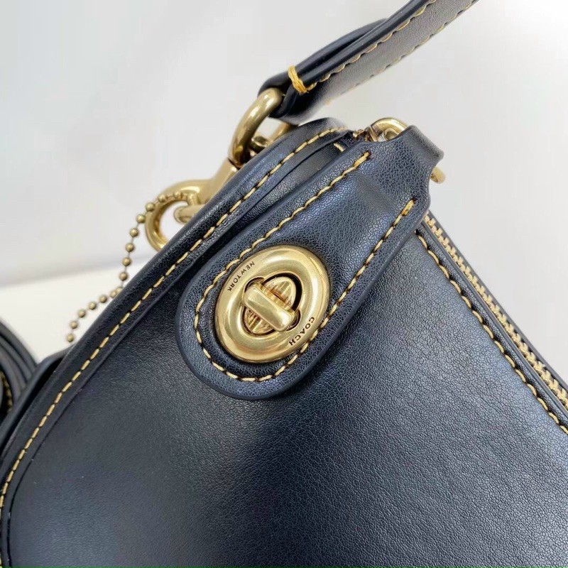 TÚI COACH SWINGER C0638