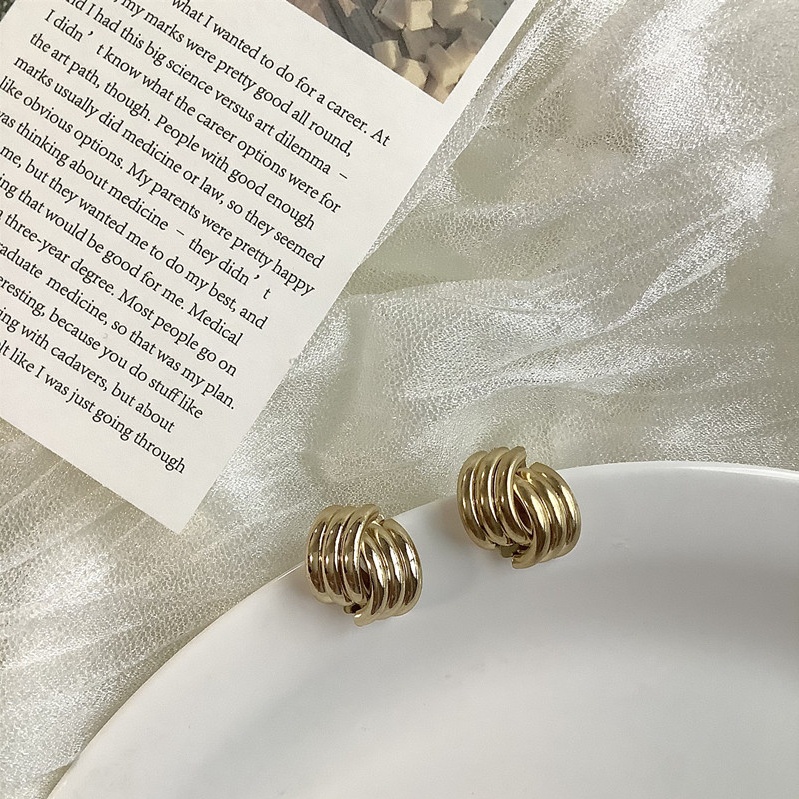 Khuyên tai kẹp không bấm lỗ chốt cố định K096 bằng hợp kim mạ vàng hình khối dáng ngắn Leous Accessories