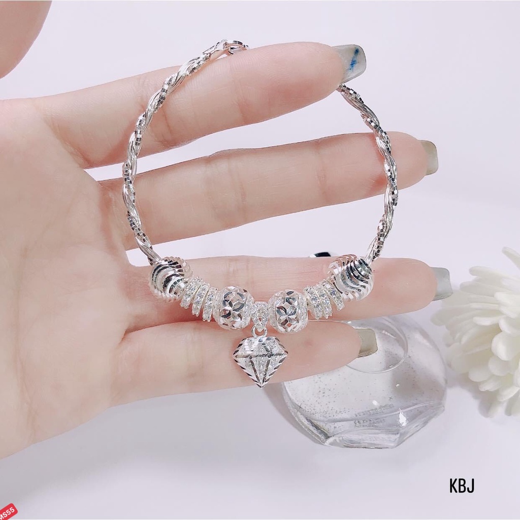 Vòng mix charm hạt bỏ ra đeo thành mặt dây được