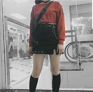 Chân váy dây xích Chain Skirt