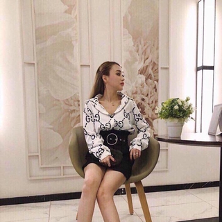 Set áo phi lụa cổ sơmi + chân váy da kèm nịt