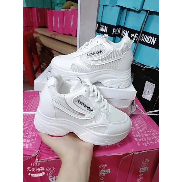 Giày thể thao độn đế ❤ giày sneaker đế độn 7p full hộp hàng chuẩn xịn